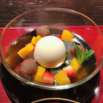 界 遠州 - 緑茶あんみつ