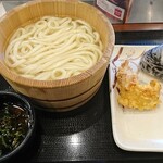 丸亀製麺 - 