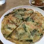 平壌冷麺食道園 - ニラチヂミ