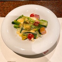 ぷれじでんと千房 シェラトン都ホテル大阪店 - 焼ロメインレタスのサラダ
