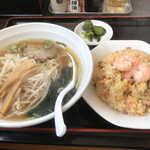 家興縁 - 醤油ラーメン＋エビ炒飯