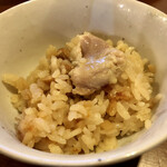 yakitorinooogiya - 鶏五目釜飯(茶碗によそったところ)