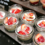 ザ・テラス - 苺入りブーボーチャチャ＠ココナッツミルクにさつまいも、白玉、パールタピオカ、苺