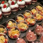 ザ・テラス - 苺とチーズのクランブル＠塩気ある焦がしチーズクラッカーが〇