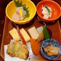 はし本 - 手の込んだお料理がぎっしり！1品1品丁寧な仕込みが伝わる旬菜盛合わせ