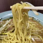 Ra-Men Shopputsubaki - プリっとした中太縮れ麺　味がイイ麺です。