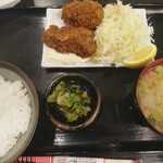 世界一のカキフライと肴 わぶ - 