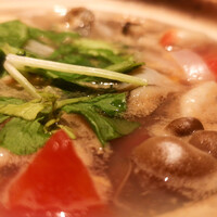 中国四川酒家 蔓山 - 牡蠣とフレッシュトマトの鍋