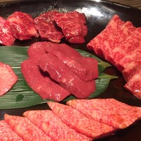 焼肉 ジャンボ はなれ - ハラミ・ロース・ハツ・カルビ