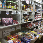 沢志商店 - 沖縄食材、加工品が多いです