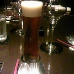 バー カヴァロ - ビール　琥珀