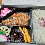 駅弁のあら竹 - 