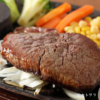 Enjoy Yamagata's delicious foods such as Kuroge Wagyu beef and rice