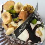 エムコイデ - ジャンドゥーヤ・トッピング