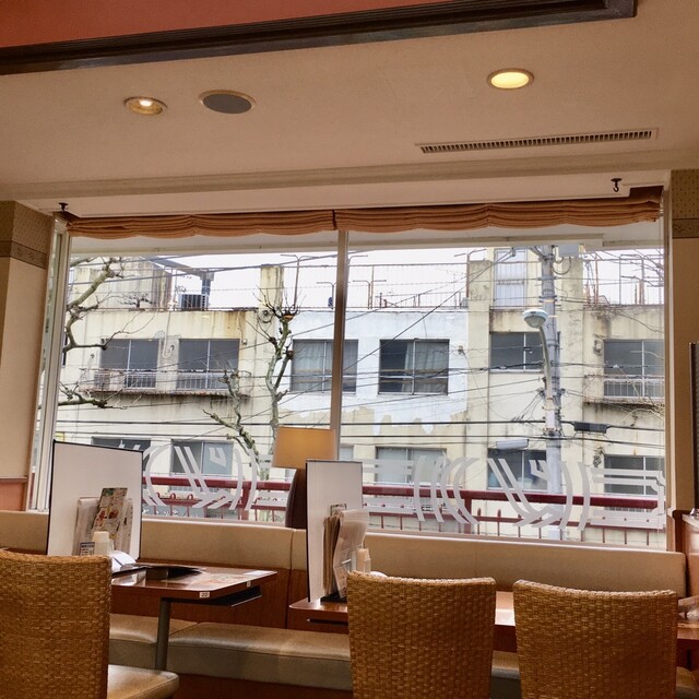 デニーズ 西新宿店 初台 ファミレス 食べログ