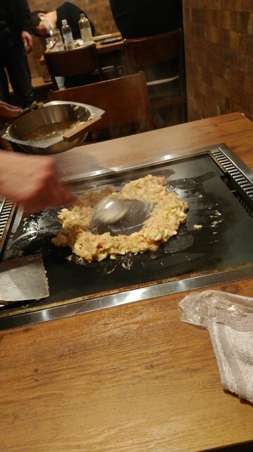 なにわもんじゃ鉄板焼 ひとへら 伊予富田 もんじゃ焼き 食べログ なにわもんじゃ鉄板焼 ひとへら 伊予富田 もんじゃ焼き 食べログ