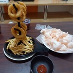 カラオケ まねきねこ - オニオンリング&ポテト、えびせん