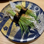 すし辰 - 鯛皮 芽ねぎ 190円+税