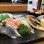 錦寿司 - 鯵がでかい！