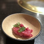 焼肉うしごろ - ＊卵の甘味とお肉の甘味が重なり美味しい。山椒がいいアクセントに。