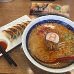 ８番らーめん - 