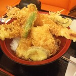 海鮮本陣　魚祭 - ビックリ天丼