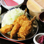 OHASHI - ミックスフライ定食