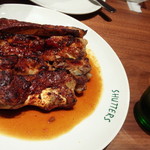 スペアリブ1人前で4本