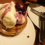 アップルパイアラモードブルーベリーソース