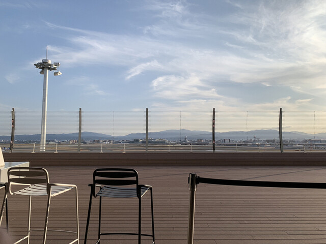 福岡空港ビアマルシェ Soragamiair ソラガ ミエール 福岡空港 ビアバー 食べログ