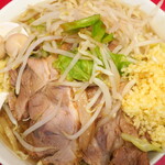 ラーメン二郎 - ラーメン小＋ニンニク多め＋ショウガ半分
