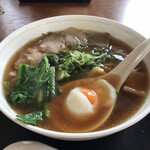 中華そば 八十八家 - 醤油はちラーメン700円＋大155円