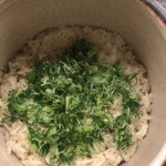 赤坂 菊乃井 - 昼懐石１３３１０円。河豚御飯。ビックリする美味しさです（╹◡╹）（╹◡╹）。河豚と油をかけた葱の旨味がお米全体に行き渡り、和食を超える御飯です（╹◡╹）（╹◡╹）