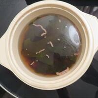 焼肉うしごろ 銀座並木通り店 - わかめスープ