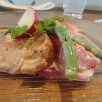 ラ・サンテ - 前菜　トキシラズと帆立貝とフルーツトマトとインゲンのマリネ