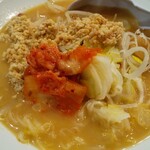 半田屋 - after)◯家の納豆キムチラーメンには及ばぬが…！