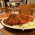 揚げたて とんかつ 満点カレー - 