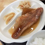 くさの根 - 赤魚煮付け