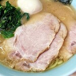 横濱ラーメン あさが家 - チャーシューはデフォで2枚。