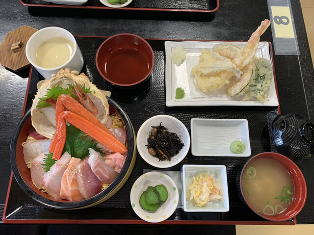 お食事処 かいがん 馬場崎町 海鮮丼 食べログ お食事処 かいがん 馬場崎町 海鮮丼 食べログ
