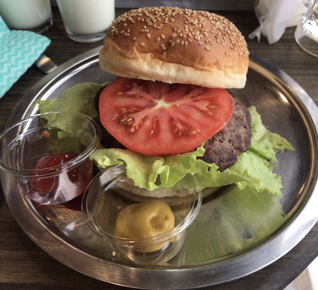 よこすか三大グルメのお店 よこすかグルメ艦隊 汐入 カレーライス 食べログ