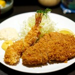 特ロース2200円に海老フライ600円