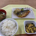 県民レストラン けんちょう Food Marche - 健康定食Ａ５５０円。