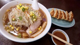 Dosanko - 醤油ラーメンのもやし多め