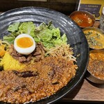 SPICY CURRY 魯珈 - 