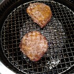 和牛放題の殿堂 秋葉原 肉屋横丁 焼肉 - 限定品の極厚タン