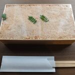 日本橋蛎殻町 すぎた - おぼろの上には木の芽です