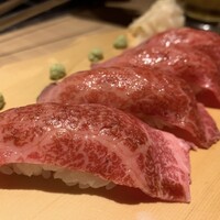 にく稲 - 赤身握り