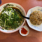 大吉ラーメン - ネギラーメン＆半チャーハン