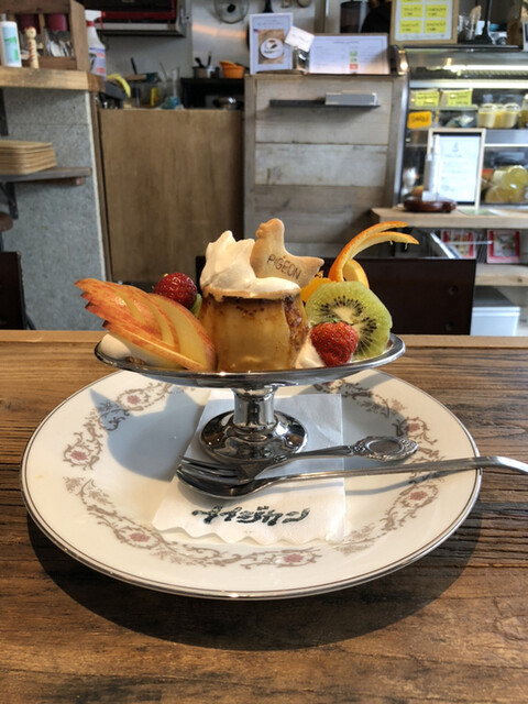 なぬっ~!!まさかのっ!!”プリンアラモード”ひっそり~と数量 なぬっ~!!まさかのっ!!”プリンアラモード”ひっそり~と数量